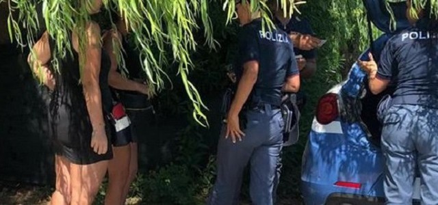 Prostituzione nel Vibonese, pensionati e impiegati pubblici sanzionati