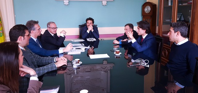 Una Fondazione per rilanciare il Teatro Cilea