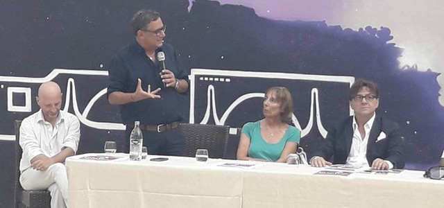 No alcol ai minori, iniziativa Confcommercio e Questura Catanzaro al Blanca Cruz (VIDEO)