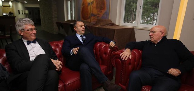 Sanità, ecco l'elenco dei Commissari Asp: uno solo è calabrese. Oliverio: "E' una farsa"