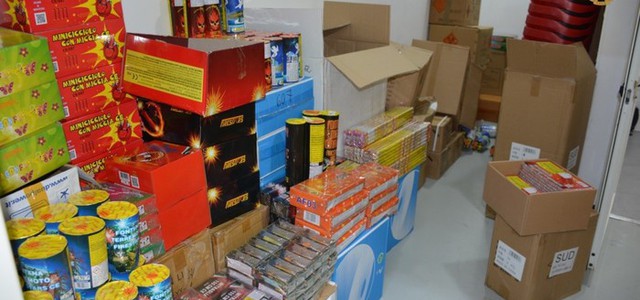 Botti: 365 kg materiale proibito sequestrato nel vibonese