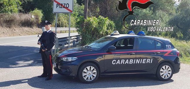 A spasso con il cane mentre è sottoposto ai domiciliari: arrestato un pluripregiudicato