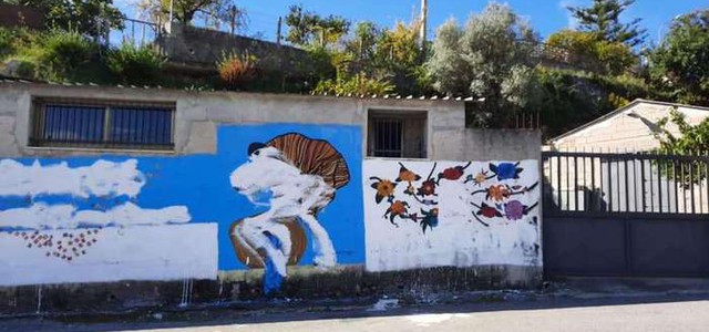 Riace - Danneggiato il murales dedicato a Peppino Impastato