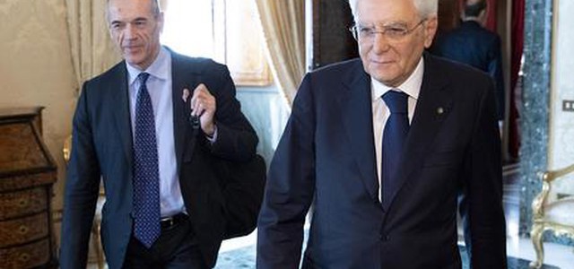Governo: Cottarelli lascia il Quirinale dopo il colloquio con Mattarella. Nuovo incontro domattina