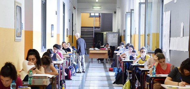 Esame di maturità, Giorgio Bassani e le altre tracce indovinate: da Aldo Moro alle leggi razziali