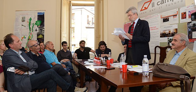 Soriero: "Spegnere gli incendi e riaccendere la politica"