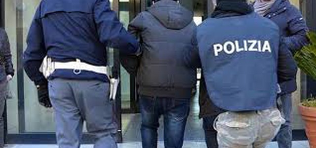 Traffico illecito di rifiuti – Operazione “Quarta copia”. La Polizia di Stato esegue 20 misure cautelari.(NOMI)