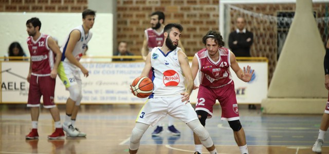Basket, Lamezia porta a casa gara 2 al termine di una gara al cardiopalma