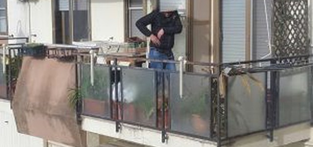 Torna a colpire il topo d'appartamento di Catanzaro. Incastrato da una foto: arrestato 