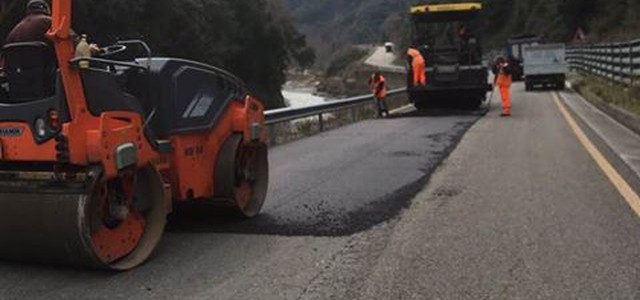 Riapre al traffico la SP25. Sopralluogo del presidente della Provincia Enzo Bruno 