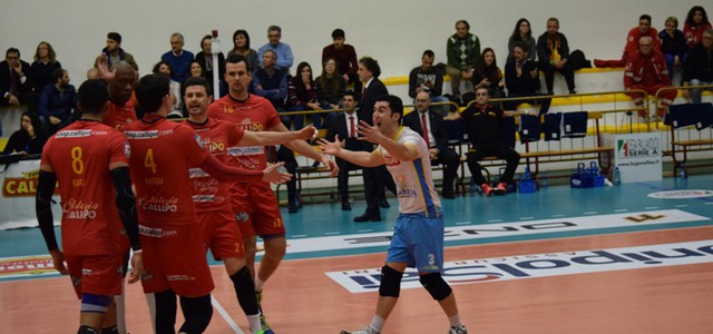Volley, Verona espugna il Pala Valentia in tre set