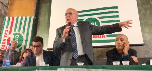 Oliverio alla manifestazione della CISL a Pizzo sui temi del lavoro 