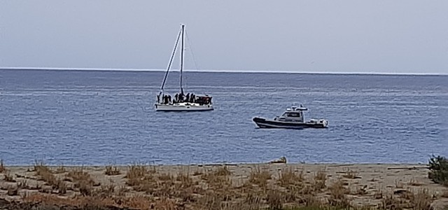 Nuovo sbarco di migranti nella Locride, disperso presunto scafista