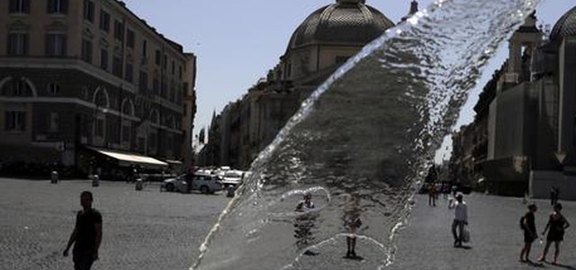 Continua il gran caldo, domani bollino rosso in 17 città