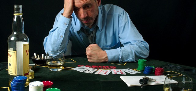 CORIGLIANO, UN REGOLAMENTO CONTRO IL GIOCO D’AZZARDO APPROVATO ALL’UNANIMITÀ DAL CONSIGLIO 