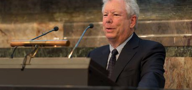 Premio Nobel per l'economia a Richard H. Thaler. Sua la 'teoria del pungolo'
