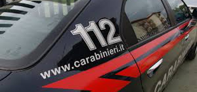 Andavano a far la spesa durante l'orario di lavoro, 20 persone denunciate (NOMI)