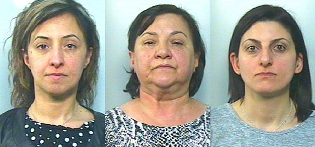 Sequestro di persona e maltrattamenti in famiglia con metodo mafioso, arrestate tre donne