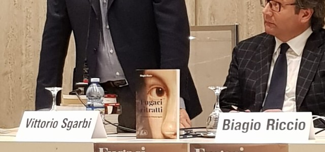 Vittorio Sgarbi su obbligo di dimora ad Oliverio: "Inaudito ridurlo da Presidente della Regione a Presidente di una stanza"