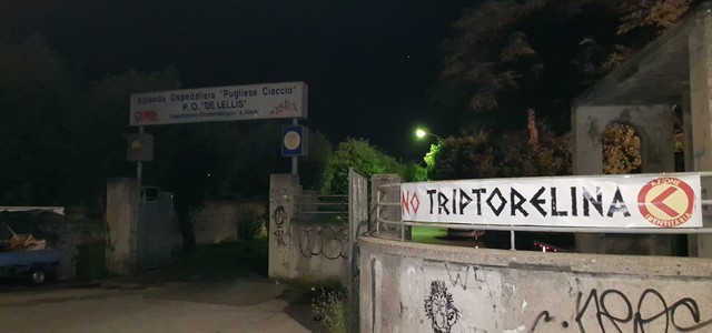 Azione Identitaria, due striscioni con la scritta “NO alla triptorelina” al Pugliese-Ciaccio