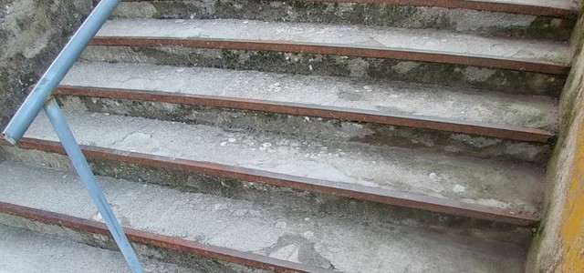 "Sicurezza nelle scuole, termine sconosciuto all'amministrazione Abramo"