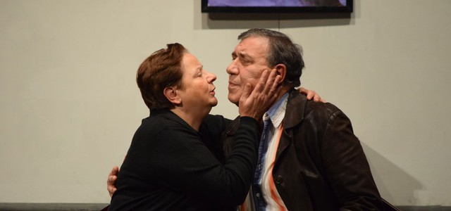 Successo di pubblico e di risate per la commedia “Casa di frontiera”