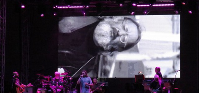 La Summer Arena riapre i battenti con l’energico rock dei Nomadi (VIDEO)