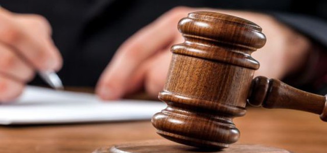 Pedofilia: magistrato condannato a 7 anni