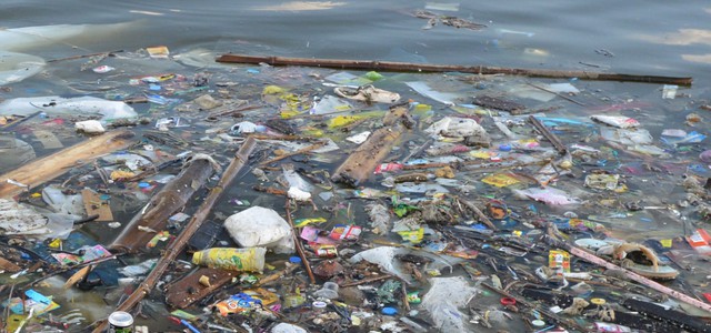 Anche le associazioni di categoria chiedono al Sindaco un comune plastic free