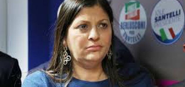 Anche la Santelli rassicura:  " test effettuati sulla paziente ricoverata per sospetto caso di Coronavirus risultano negativi."