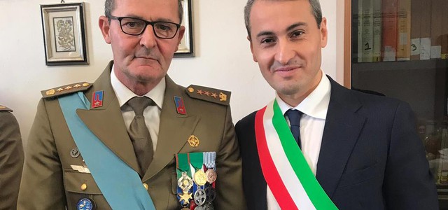 Cardamone al cambio della guardia al vertice del comando “Calabria” dell’Esercito italiano
