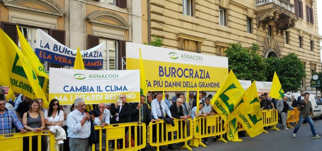Molinaro (Coldiretti): una situazione che scoraggia gli agricoltori calabresi ad assicurarsi