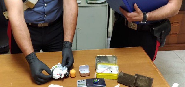 Arrestato 43enne per detenzione di sostanze stupefacenti ai fini di spaccio