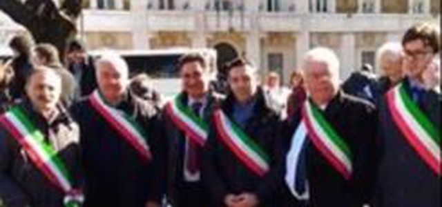 Giustizia, GaV:”Lo jonio metta a disposizione dei locali” 