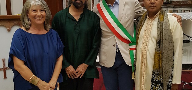 Grandi applausi per Sageer Khan e Rashmi Bhatt