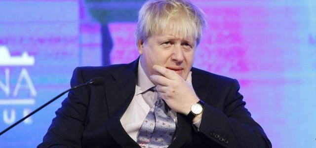Brexit, da Londra un linguaggio da seconda guerra mondiale. Critiche dal fronte Ue