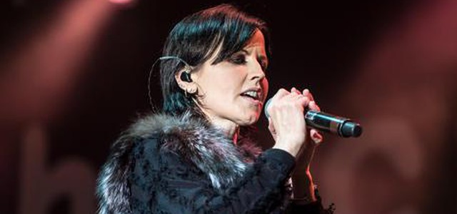 Addio a Dolores O'Riordan, cantante dei Cranberries. E' morta "improvvisamente" a Londra