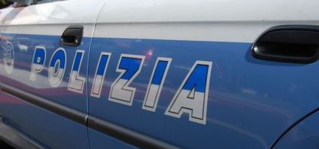 Ruba borsello a disabile in carrozzina, arrestato 22enne di etnia rom