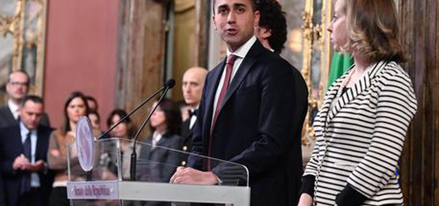 Governo, Di Maio chiude a Forza Italia: 'Un governo solo con la Lega'