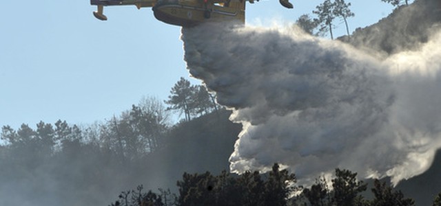 Anche Italia a rischio incendi, 6 Regioni sono senza aerei