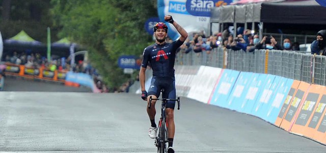 Santelli: "I colori della Calabria, il rosa del Giro d'Italia. Quante emozioni"