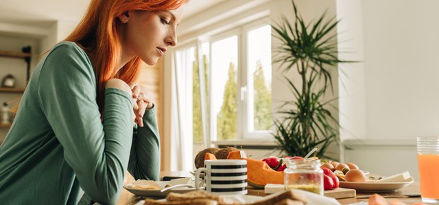 Mangiare 'mindful' per dimagrire e star bene, le 5 regole