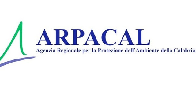 Incendio deposito rifiuti a Squillace: comunicati i risultati del monitoraggio dell'aria