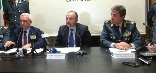 'Ndrangheta, 24 arresti nel catanzarese: i nomi