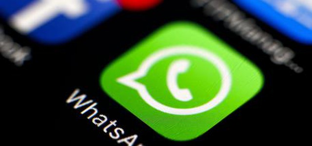 WhatsApp concede un'ora per eliminare i messaggi