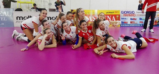 Volley Soverato, riscatto al quinto set contro Pinerolo