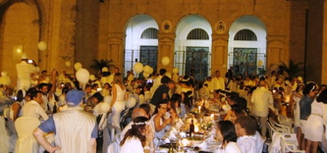 Torna a Catanzaro il format “Cena in Bianco Italia”