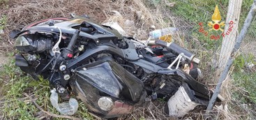 Scontro auto-moto a Lido, un ferito