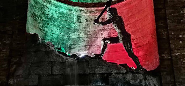 Il Cavatore illuminato tricolore da questa sera