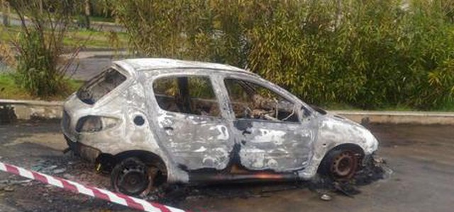 Cadavere carbonizzato, fermato un uomo